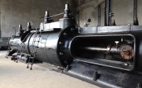 买矿机挖比特币还能赚钱？2025年挖矿的真相，散户基本赚不到