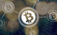 比特币一直持有就能赚钱？别被长期主义的神话误导
