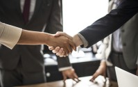 排名第一的币圈交易所是谁？从交易量、安全性与用户体验多维度解析，币圈交易所龙头之争，谁凭交易量、安全性与用户体验登顶第一？