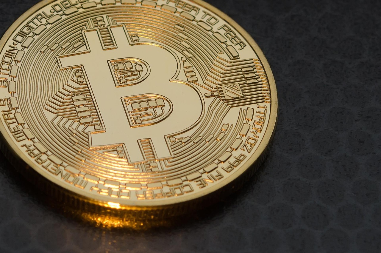 马斯克炒币的钱袋子,从实业底盘到加密货币的财富棋局 马斯克炒币的钱袋子,从实业底盘到加密货币的财富棋局
