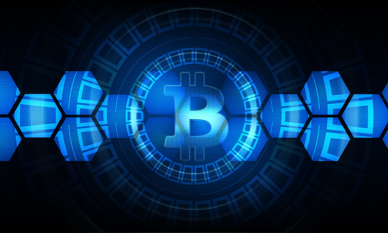 从算力之都到清零退场，新疆比特币挖矿的兴衰启示录，算力帝国的黄昏，新疆比特币挖矿从巅峰到清零的兴衰之路