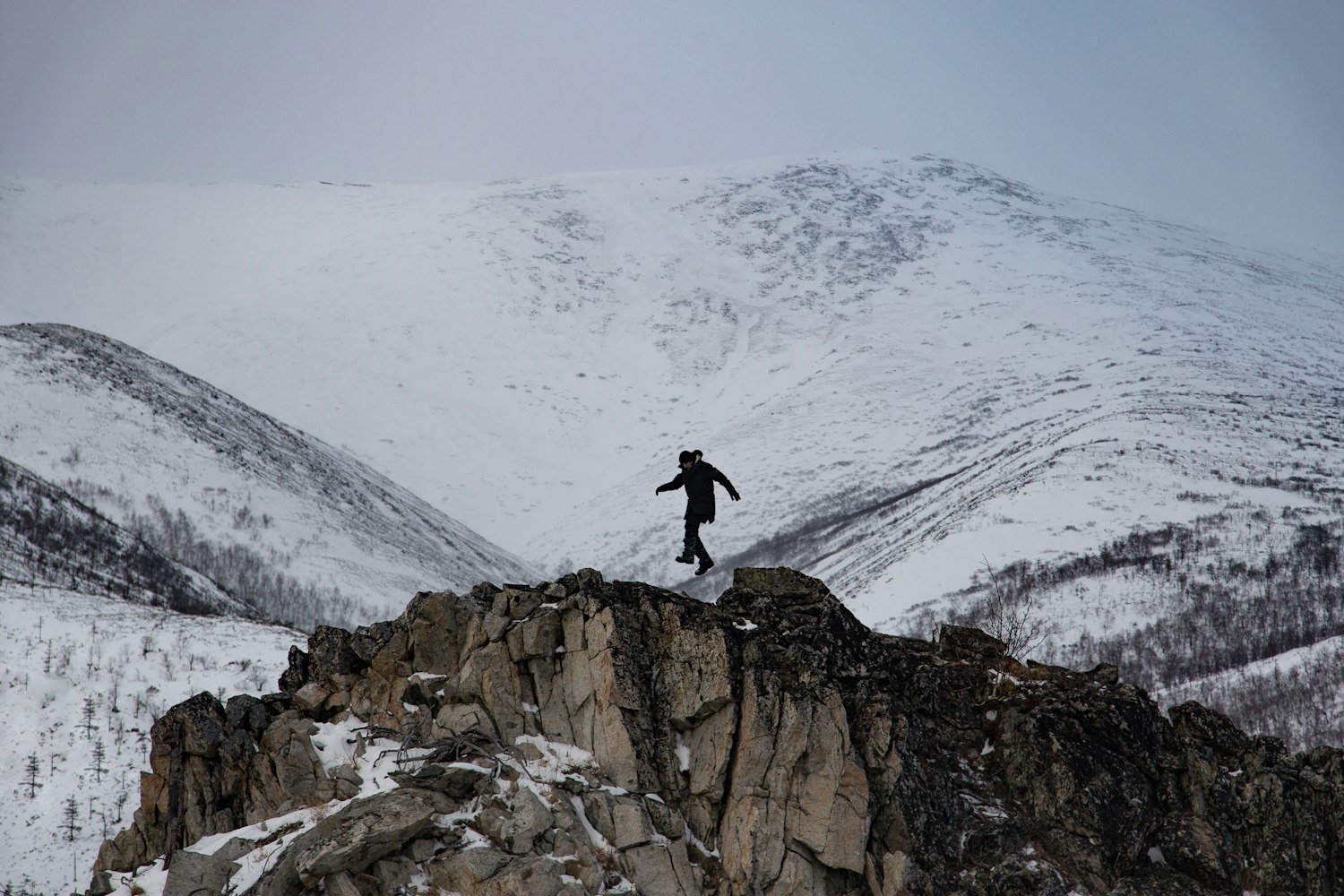 An In-depth Guide to Cold Wallets for Securing BNB: Features, Benefits, and Best Practices